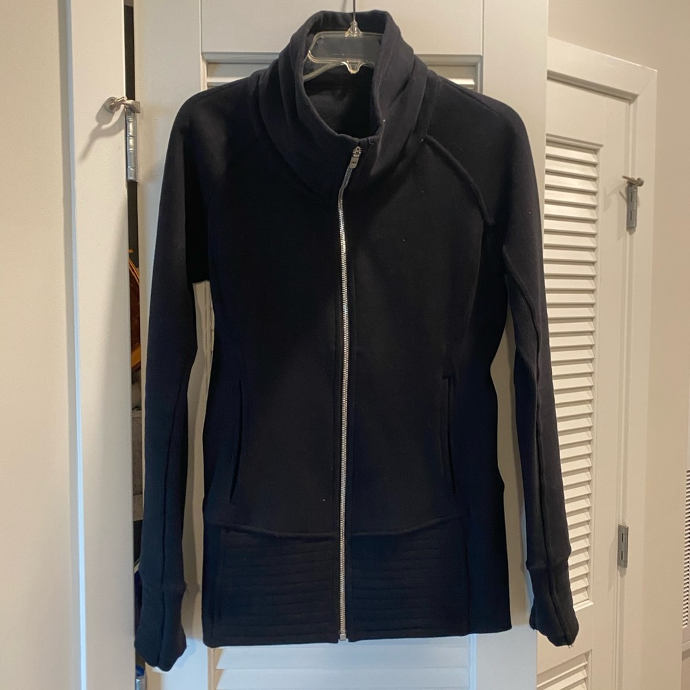 Lululemon Scuba Zip Up along